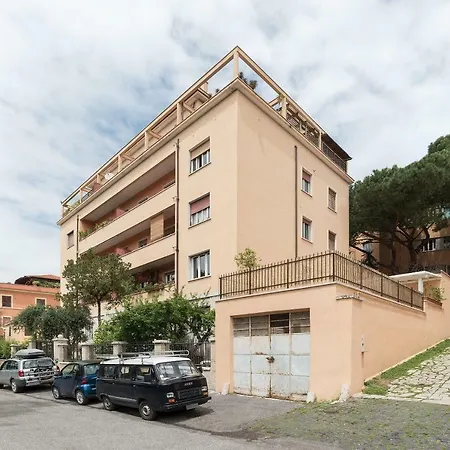 Appartement Pyramid Lovely With Garden