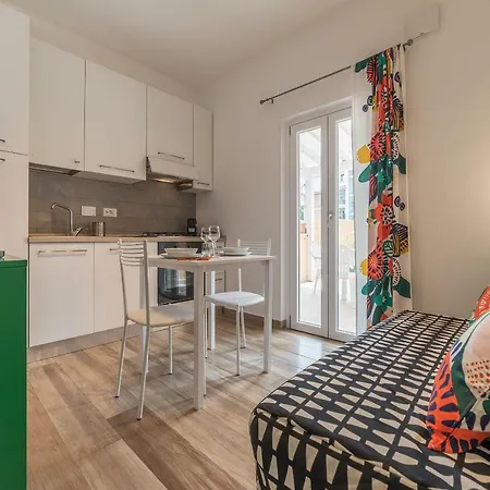 Appartement Pyramid Lovely With Garden Rome