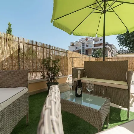 Pyramid Lovely With Garden Appartement *
